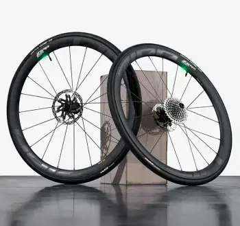ZIPP 303 SW TL DBCL KARBON YOL JANT SETİ - 1